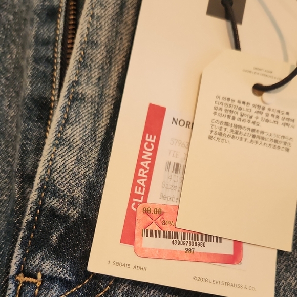 Levi's Classic Blue Denim Skirt - Picture 5 of 6